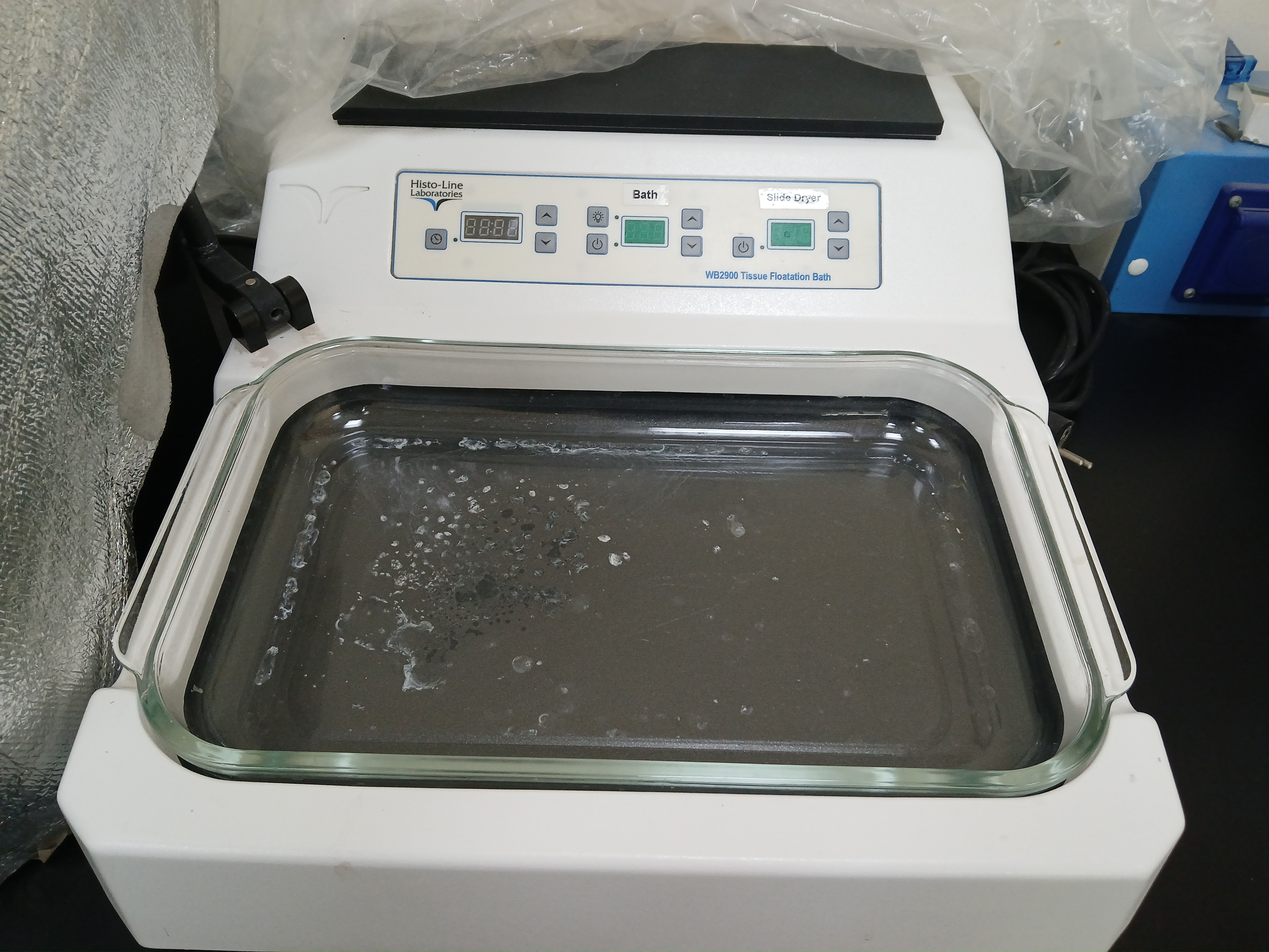 Tissue flotation bath